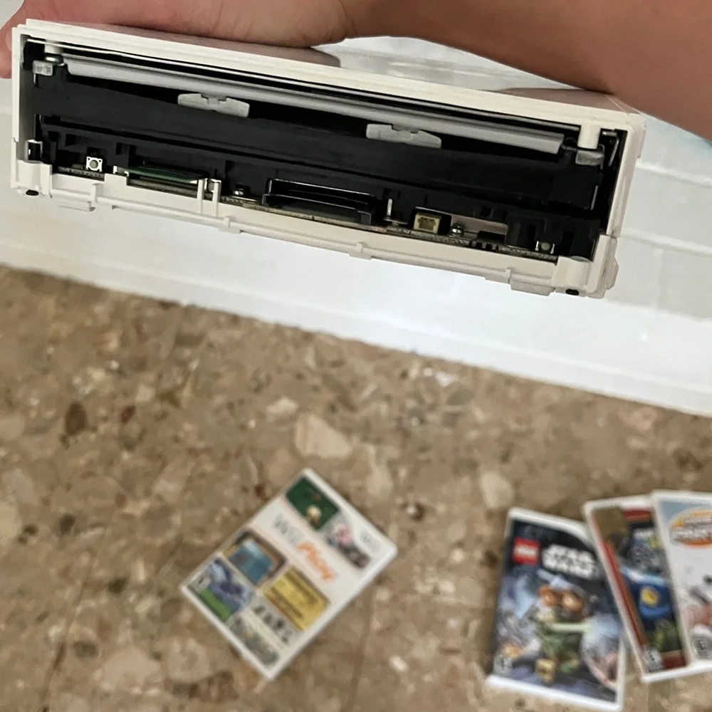 Nintendo Wii Console Set with White Accessories